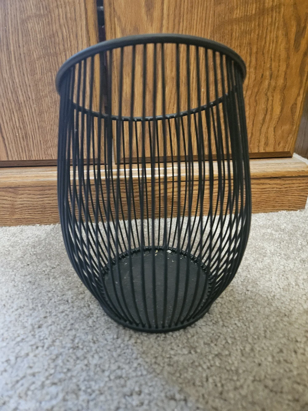 Black Metal Wire Candle Holder